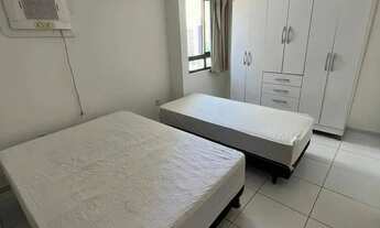 Imagem 4: Apartamento com 2 quartos, um sendo suíte, mobiliado, ventilado, com varanda, próximo aos