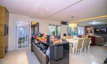 Imagem 5: Maravilhosa casa unificada em condomínio