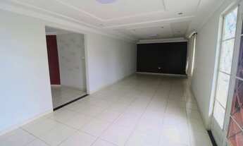 Imagem 3: Casa 3 quartos, 3 salas, cozinha integrada, 2 banheiros no bairro Jardim Los Angeles