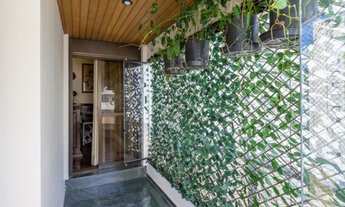 Imagem 2: Deseja morar em Moema Pássaros, na área nobre do bairro, fora de rota, num apartamento de