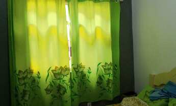 Imagem 6: Duas casas com loja