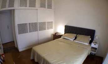 Imagem 2: Excelente apartamento com Hall de entrada, varandas internas. Salão em 2 ambientes com pis