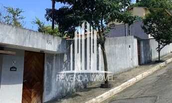 Imagem: Terreno amplo com galpão em excelente localização