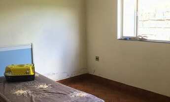 Imagem 5: Casa com quintal em Carandaí