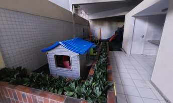 Imagem 2: Apartamento para Venda em Recife, Casa Forte, 3 dormitórios, 1 suíte, 1 banheiro, 1 vaga