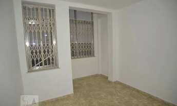 Imagem 5: Apartamento para Aluguel - Catete, 2 Quartos, 45 m2
