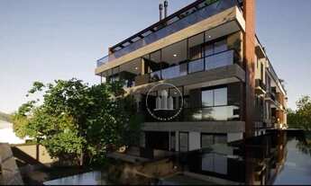 Imagem 2: Apartamento com 2 dormitórios à venda, 81 m² por R$ 960.000,00 - Jurerê - Florianópolis/SC