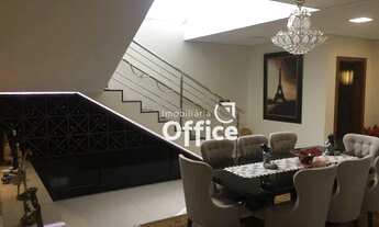 Imagem: Sobrado com 4 dormitórios à venda, 596