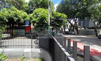 Imagem 3: CASA COMERCIAL DE ESQUINA - 7 qts - 3 suites - 322 m² - GRAÇAS