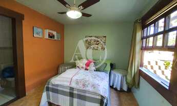 Imagem 5: Casa duplex a venda 4 quartos com 3 suítes, sendo 2 bangalôs, área de lazer, montada e dec