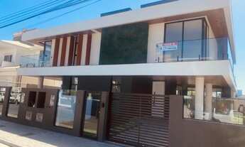 Imagem: Linda Casa de 4 quartos no Gaivotas (Ingleses