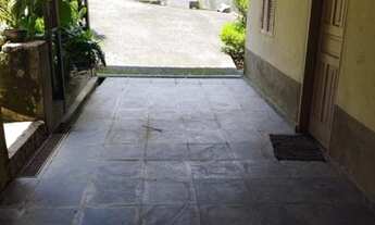 Imagem 7: Casa para Venda em Embu das Artes, Granja Viana, 2 dormitórios, 1 banheiro, 2 vagas