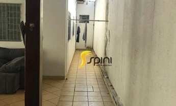 Imagem 7: Casa com 5 dormitórios para alugar por R$ 4.000,00/mês - Osvaldo Rezende - Uberlândia/MG