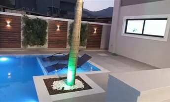 Imagem 4: Casa Tríplex 350m² c4om 4 suítes, 3 vagas