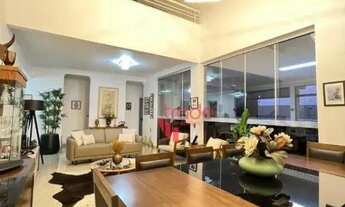 Imagem: Casa à Venda de 3 Suítes e, uma reversível