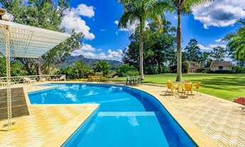 Imagem: Casa com 5 quartos em condomínio em Itaipava