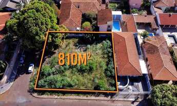 Imagem: Terreno à venda com 810 m² no bairro Jardim