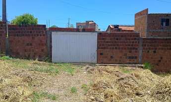 Imagem 7: Imóveil localizado 05 minutos da praia de Paripueira