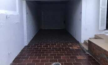 Imagem 2: Casa para aluguel tem 250 metros quadrados com 3 quartos em Jardim do Salso - Porto Alegre