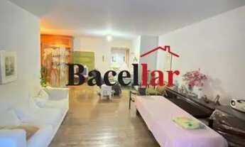 Imagem 7: 18 DE OUTUBRO VARANDÃO 4 QUARTOS 1 SUÍTE SALA 3 AMBIENTES LAVABO COPA COZINHA DEP.COMPLETA