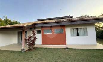 Imagem 2: Casa à venda ou para alugar com 3 quartos, sendo 1 suíte, no condomínio Vale do Lago, Soro