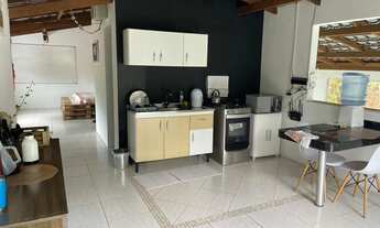 Imagem 4: Quarto individual feminino aconchegante