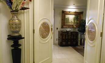 Imagem 6: Agua Verde, Ed. Royal Garden, 04 suítes com hidro, 05 vagas de garagem, 808m²privativos, à