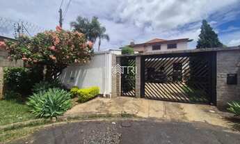 Imagem: Sobrado à venda no Jardim Botânico em