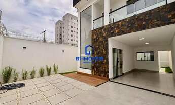 Imagem 2: Sobrado para venda com 135 metros quadrados com 3 quartos em Jardim América - Goiânia - GO