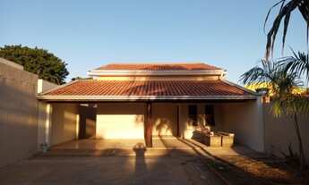 Imagem 2: Alugo casa 3 quartos no bairro Interlagos em Três Lagoas/MS