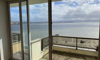 Imagem 2: Apartamento para venda possui 180 m² com 3 quartos na Beira Mar - Florianópolis - SC