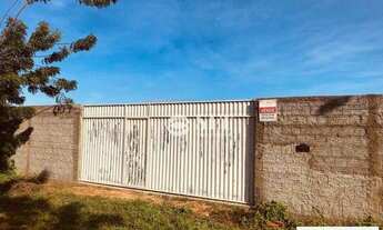 Imagem 2: Vendo Mini Chácara - Próximo ao Condomínio fechado Green Valley, Bairro Mês Amours à 2,5 k