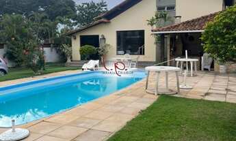 Imagem 3: Belíssima Casa, com 5 Qts (2 Suítes), no Bairro Palmeiras, Melhor Localização em Cabo Frio