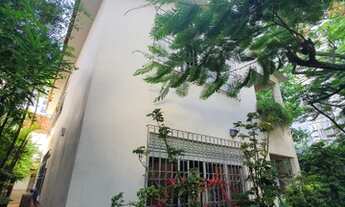 Imagem 2: Casa para venda possui 128 metros quadrados com 4 quartos em Pituba - Salvador - BA