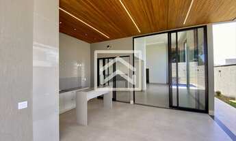 Imagem 5: CASA TÉRREA EM CONDOMÍNIO, 240m2 com 4 suítes, PRONTA PARA MORAR