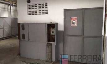 Imagem 4: Salvador - Prédio Inteiro - Calçada