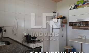 Imagem 6: Casa de esquina, com 2 quartos e amplo quintal, Excelente bairro *NI-02