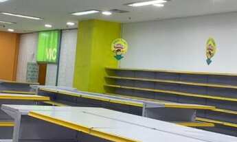 Imagem 4: Loja comercial, medindo 409,75 m², ideal para loja de brinquedos