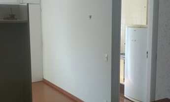 Imagem 7: Kitnet VENDA 33 m2. sofá, rack, geladeira e fogão. Laminado, arm. embut. Poliedro / HEXA