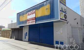 Imagem: Comercial galpão / barracão com 3 quartos