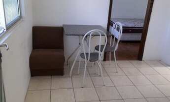 Imagem 3: Kitnet mobiliada no centro de Navegantes