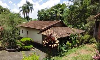 Imagem 2: Casa para Venda em Embu das Artes, Granja Viana, 2 dormitórios, 1 banheiro, 2 vagas
