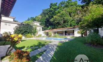 Imagem 2: Agatê Imóveis vende linda residência em bairro privilegiado de 400 m² Itaipu - Niterói - R