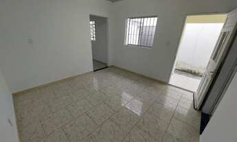 Imagem 2: Casa com 1 dormitório para alugar, 76 m² por R$ 1.300,00/mês - Jardim Progresso - Santo An