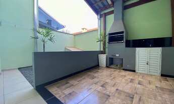 Imagem 2: Casa com 2 dormitórios para alugar, 80 m² por R$ 2.020,00/mês - Espinheiros - Joinville/SC