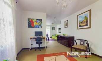 Imagem 4: Residência com 3 quartos à venda por R$ 750000.00, 212.20 m2 - UBERABA - CURITIBA/PR