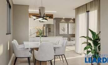 Imagem: SOBRADO - CAMPECHE - SC