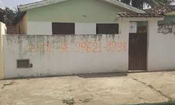 Imagem: Casa de frente para a arena society na rua