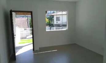Imagem 4: Casa para venda possui 60 metros quadrados com 2 quartos em Saguaçu - Joinville - Santa Ca