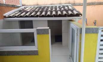 Imagem 3: Casa para aluguel possui 110 metros quadrados com 2 quartos em Cajueiros (Itaipuaçu) - Mar